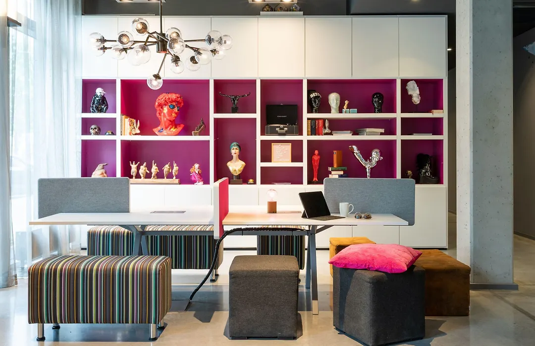 Moxy Frankfurt Airport-1